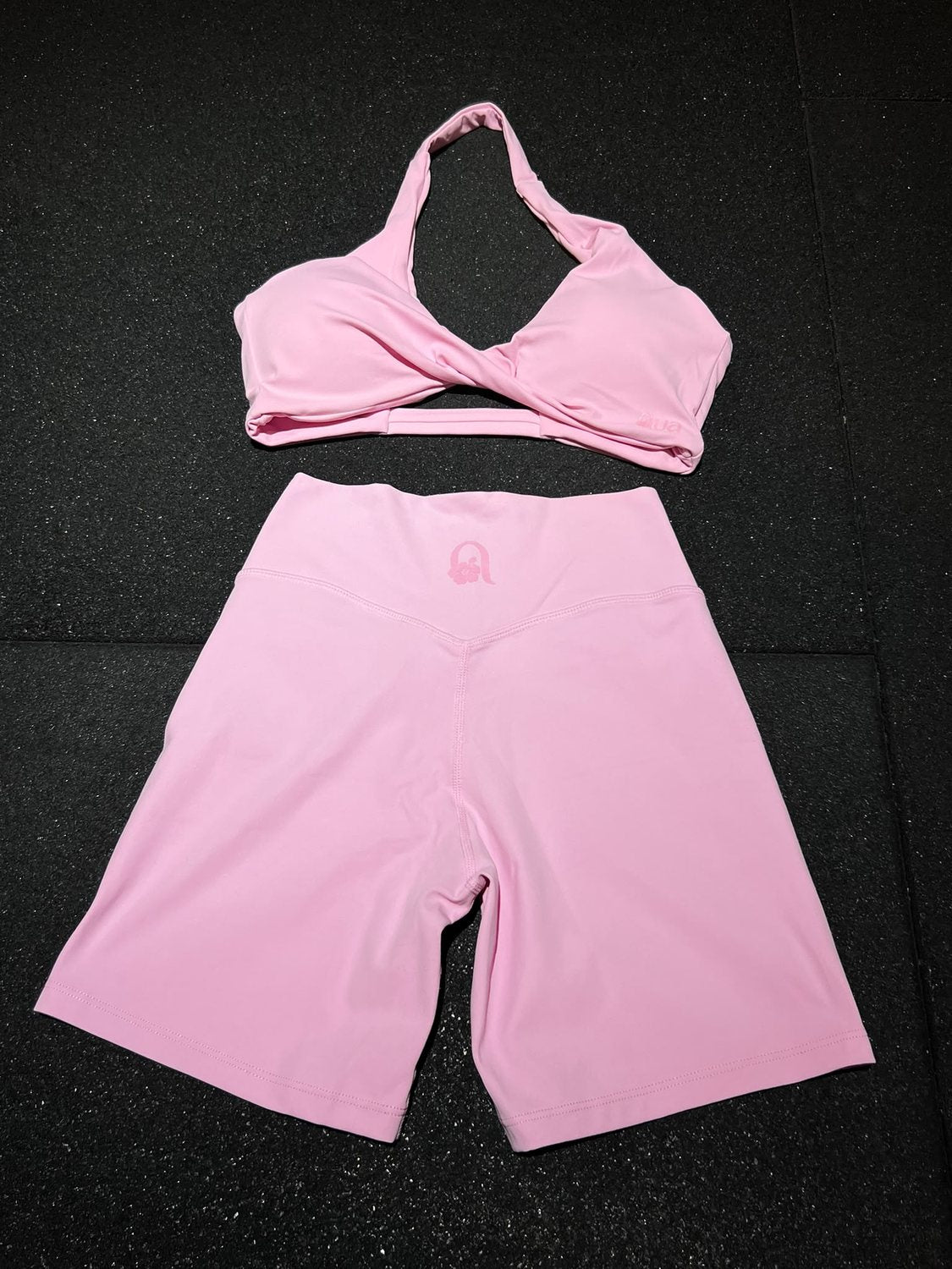 NUA Halter Sculpt Set Pink product
